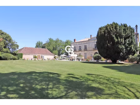château à vendre à lamonzie-saint-martin
