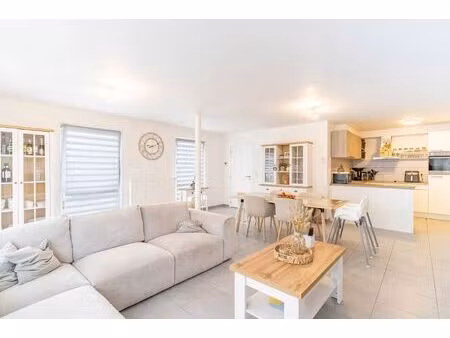 appartement à louer à rue du cani 4 perwez (rbw52696)