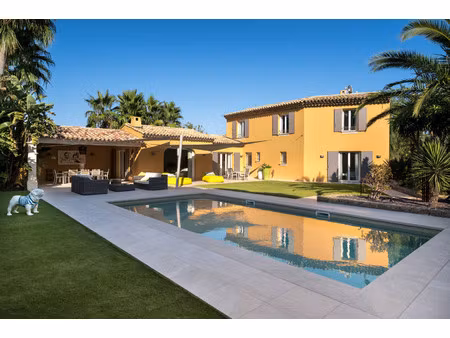 villa de luxe à vendre à gassin