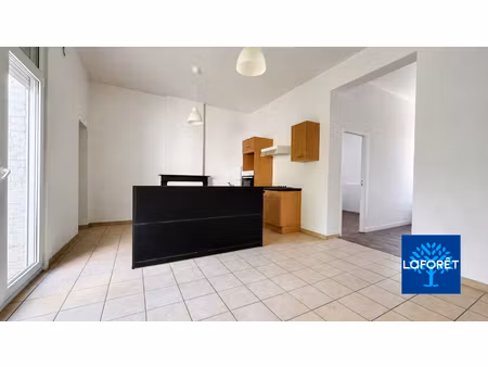 immeuble de rapport 3 appartements rentabilité potentielle de 1 500 €/mois quiévrechain