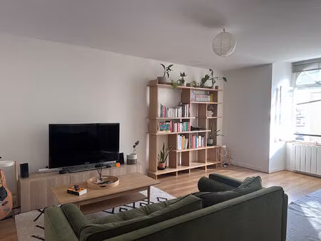 appartement t2 de 53 m² au calme d'une impasse