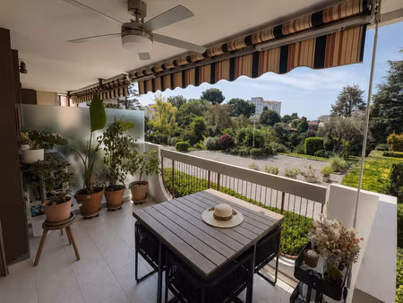 nice - pessicart - 3 pieces - 70 m2- terrasses - garage - 37
