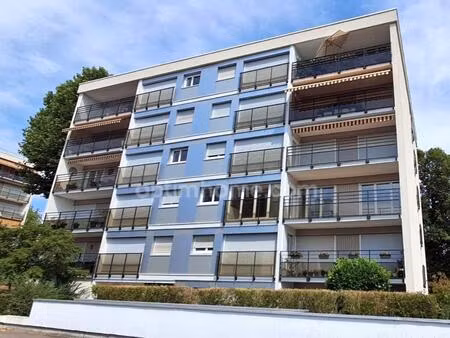 plaisir (78) - vente appartement dans résidence prisée avec 2 chambres ️️  balcon et place