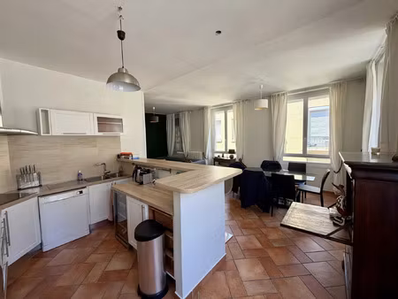 location appartement 5 pièces 104 m² à saint-étienne (42000)