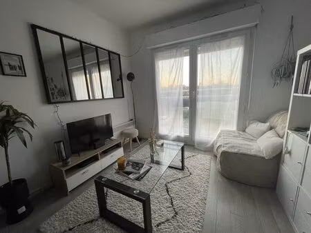 a louer - studio de 25.10m² avec parking s/sol sécurisé - bois guillaume