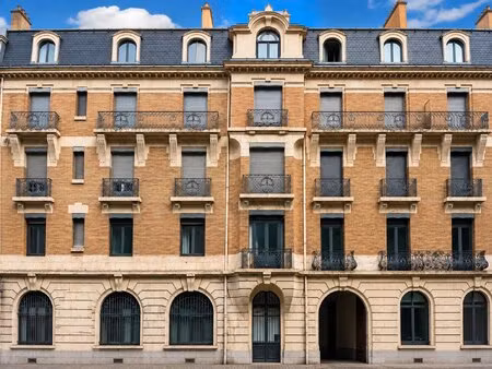 appartement haussmannien lumineux