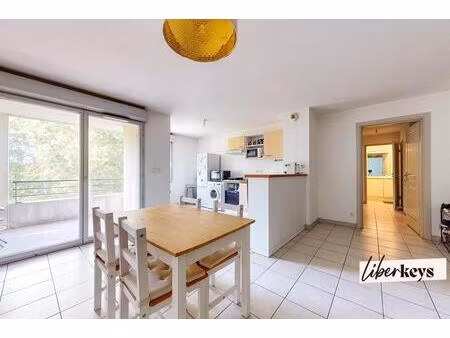 t3 avec balcon vue canal du midi – parking couvert privatif – toulouse ponts-jumeaux