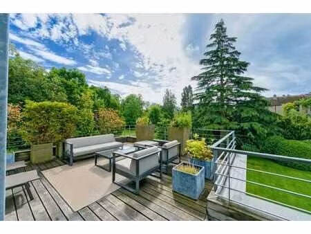 observatoire - splendie triplex corbiau semi meublé - 568 m²