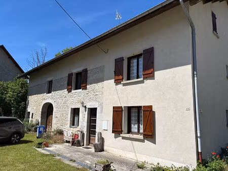 en exclusivité ! belle maison en pierre de 186 m² au coeur du pays des lacs - chevrotaine