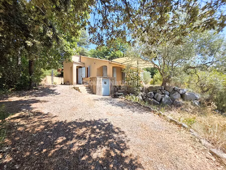 greoux les bains maison plain pied avec terrain de 2500m².