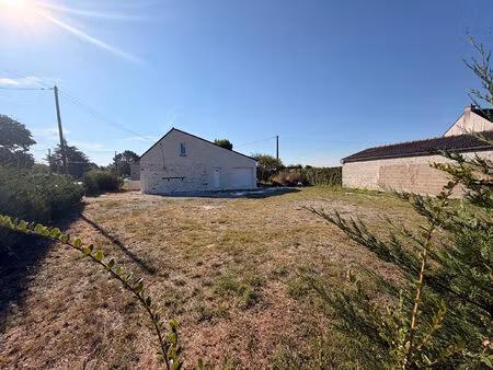 vente maison 1 pièce  62.00m²  joué