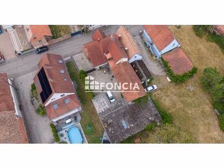 propriété rare - plus de 180 m² sur 26 ares