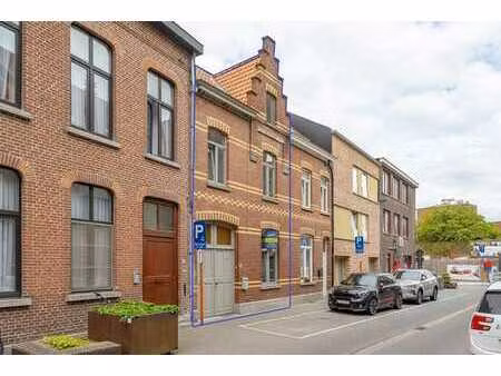 maison prête à emménager avec caractère  4 chambres et jard