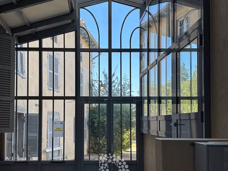 ensemble immobilier de plus de 530 m2 5 logements tramay