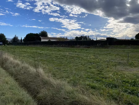 terrain à bâtir  a seulement 5 km de limoux de 3000m2