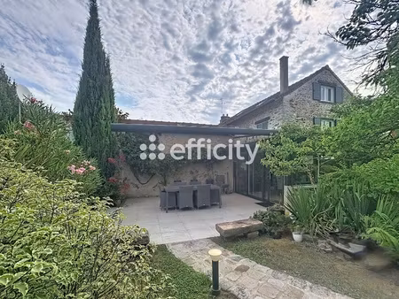 maison 10 pièces - 310 m²