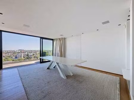 louise - jardin roi : sublime triplex penthouse + terrasses
