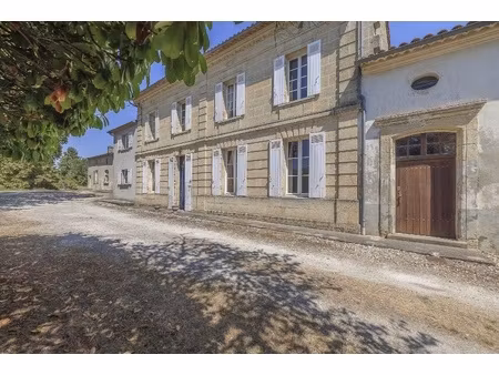 maison 7 pièces - 239 m²