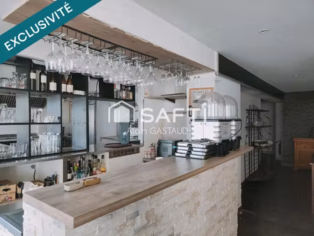 vente commerce 3 pièces 100 m² fréjus (83600)