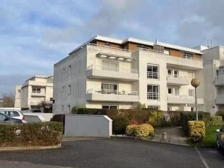 appartement 1 pièce 44 m²