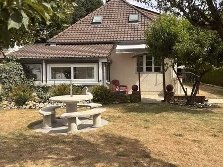appartement 3 pièces 108 m²