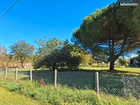 terrain 788 m² leguevin