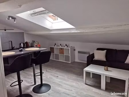 studio à epinal place des vosges
