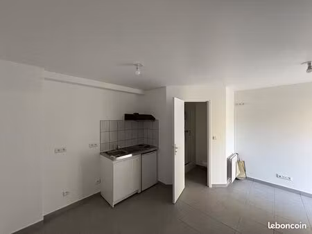 studio meublé de 20 m² refait à neuf – 5 min gare de juvisy-sur-orge