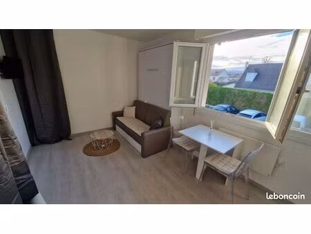 studio 1 pièce 17 m²