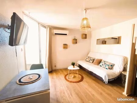 joli studio cabine  vue mer  enseignant  etudiant