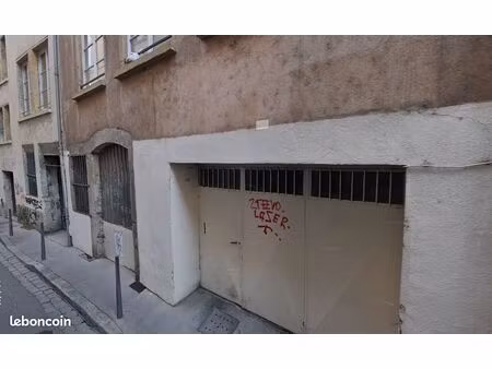 parking/box lyon