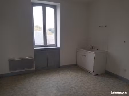 appartement t3 à louer - bengy-sur-craon