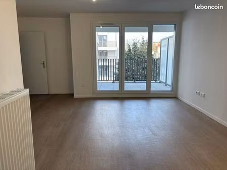 appartement t2 disponible à bobigny