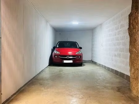 menton centre – grand garage fermé de 25 m² (60 m³) – place saint-roch / avenue félix faur