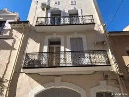loue charmant appartement t2 meublé - étudiant - près de l'iut
