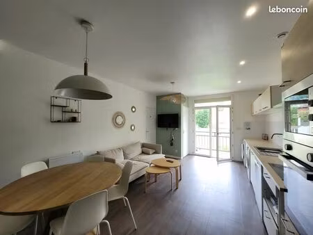 chambres meublees a louer dans villa a louer