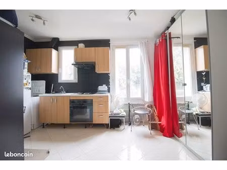 studio meublé 18 m2 sur jardin