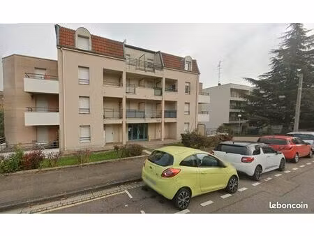 studio meublé à metz  quartier queuleu