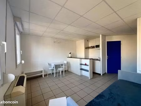 studio 1 pièce 22 m²