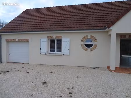 maison 3 pièces 80 m²
