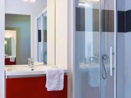 location meublée appartement 1 pièce 32 m² à merignac (33700)  1 020 €