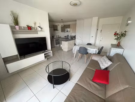 location meublée appartement 3 pièces 57 m² à merignac (33700)  970 €