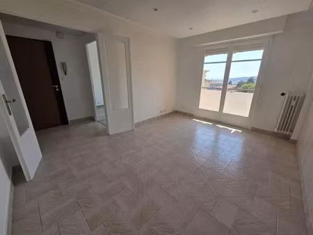location appartement 3 pièces 53.51 m² à nice (06000)  1 106 €