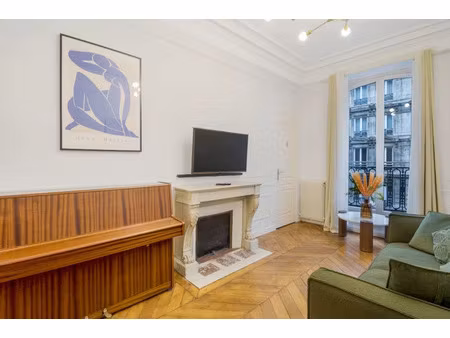 location meublée appartement 5 pièces 110 m² à paris 10ème (75010)  7 500 €