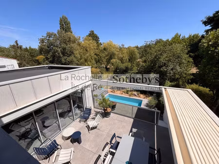 maison de luxe à vendre à la rochelle