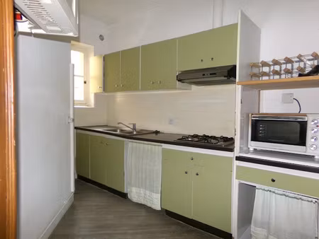location appartement 3 pièces 97 m² à beziers (34500)  710 €