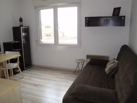 location meublée appartement 1 pièce 21 m² à chaville (92370)  720 €