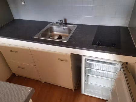 location appartement 2 pièces 42 m² à bordeaux (33000)  750 €