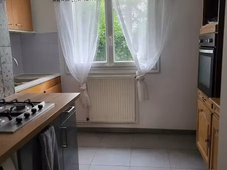 location meublée appartement 3 pièces 50 m² à grenoble (38000)  740 €