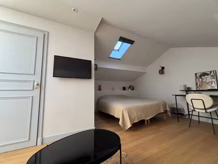location meublée chambre 1 pièce 23 m² à lyon 6ème (69006)  730 €
